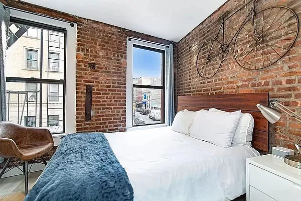 Rented by REAL New York | media 10