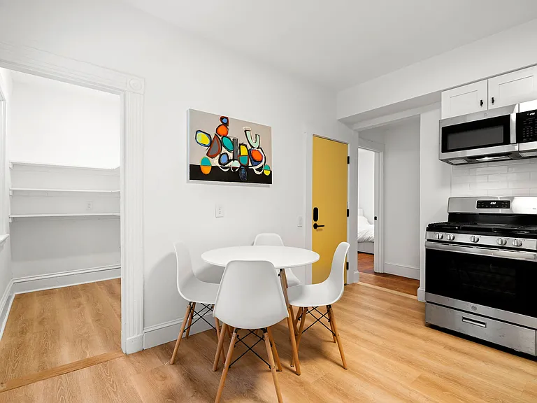21 Sudan St #4 — Photo 6