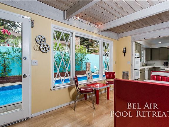 3rd image of 2737 N Beverly Glen Blvd
