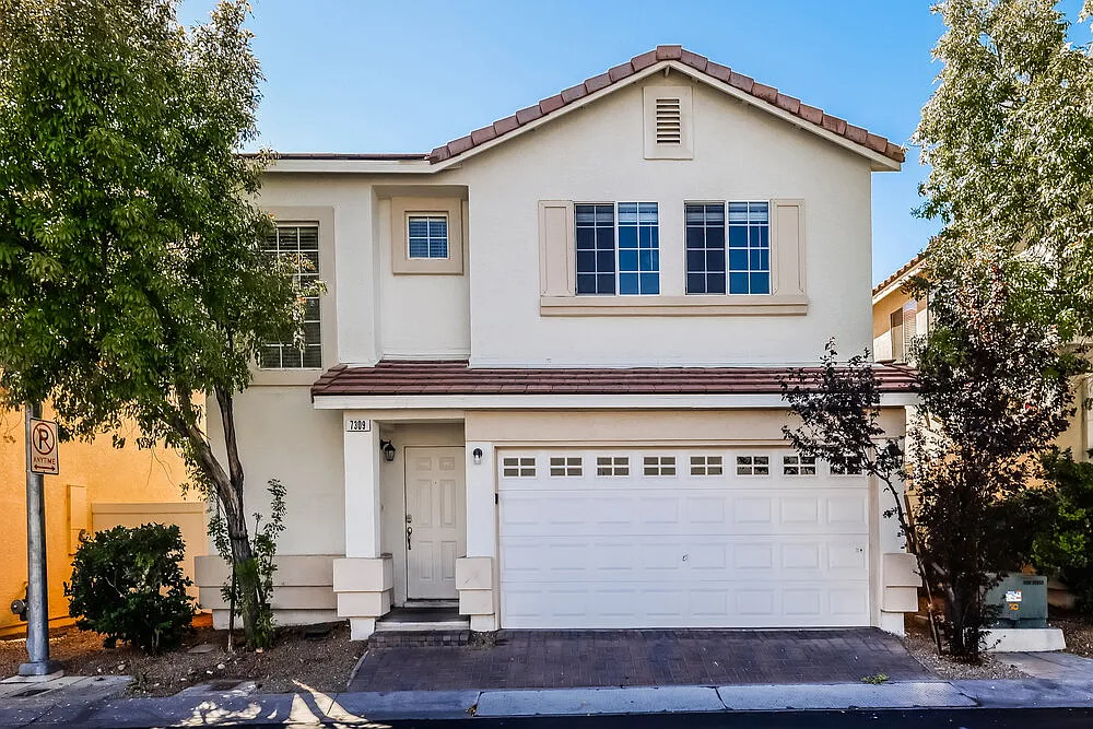 3 bed, 2.5 bath, 1502 sqft, $1,950 — Photo 1