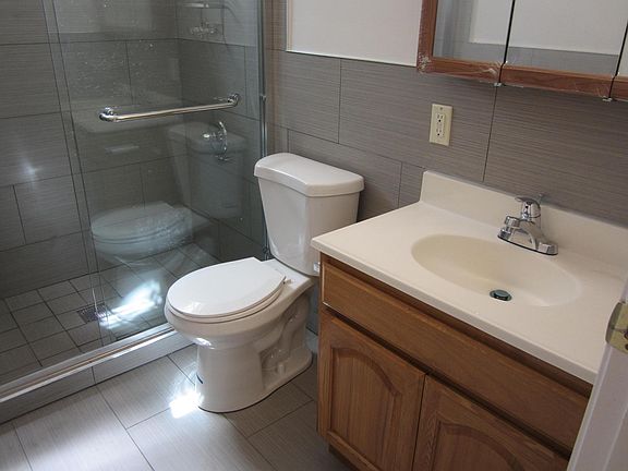 5th image of 21 Shipley Ave #A