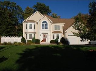 1 Meghans Way, Methuen, MA 01844