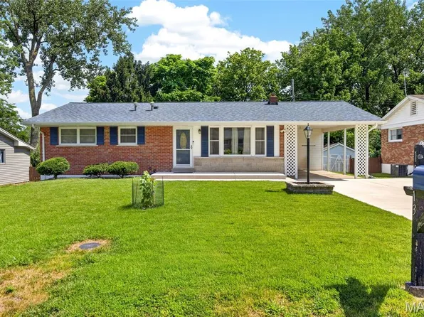 10813 Waycroff Dr, Saint Louis, MO 63114