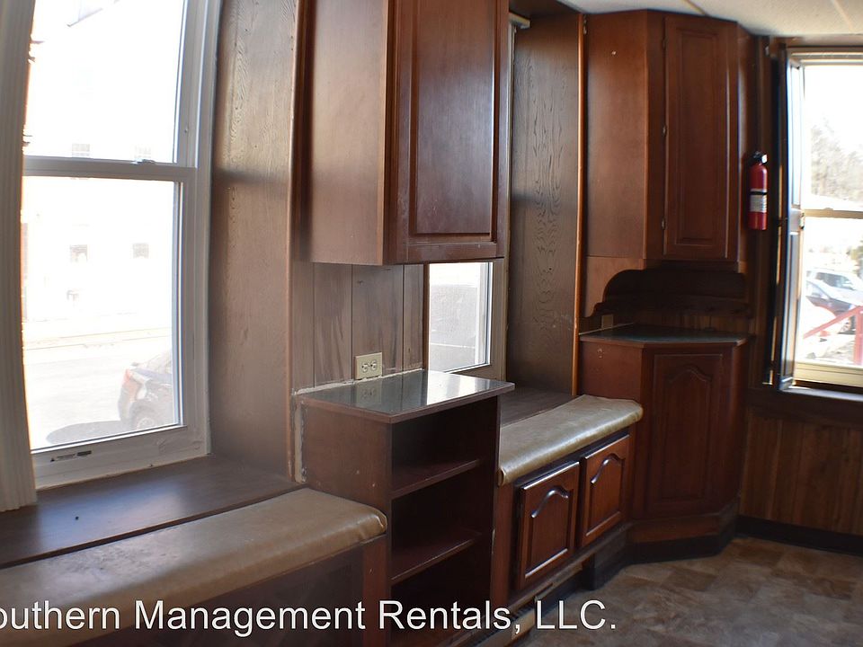 2nd image of 36 Water St