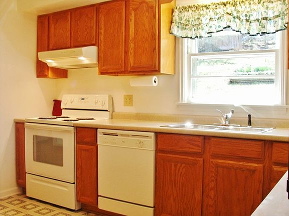 Large updated kitchen