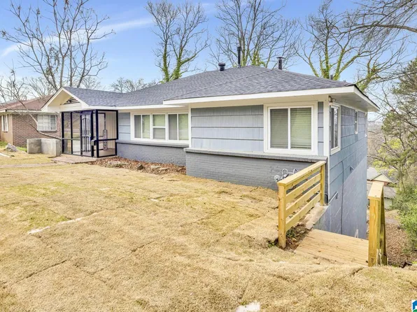 2636 20th Pl W, Birmingham, AL 35208
