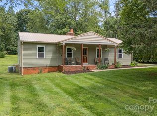 3980 English Oak Dr, Lincolnton, NC 28092