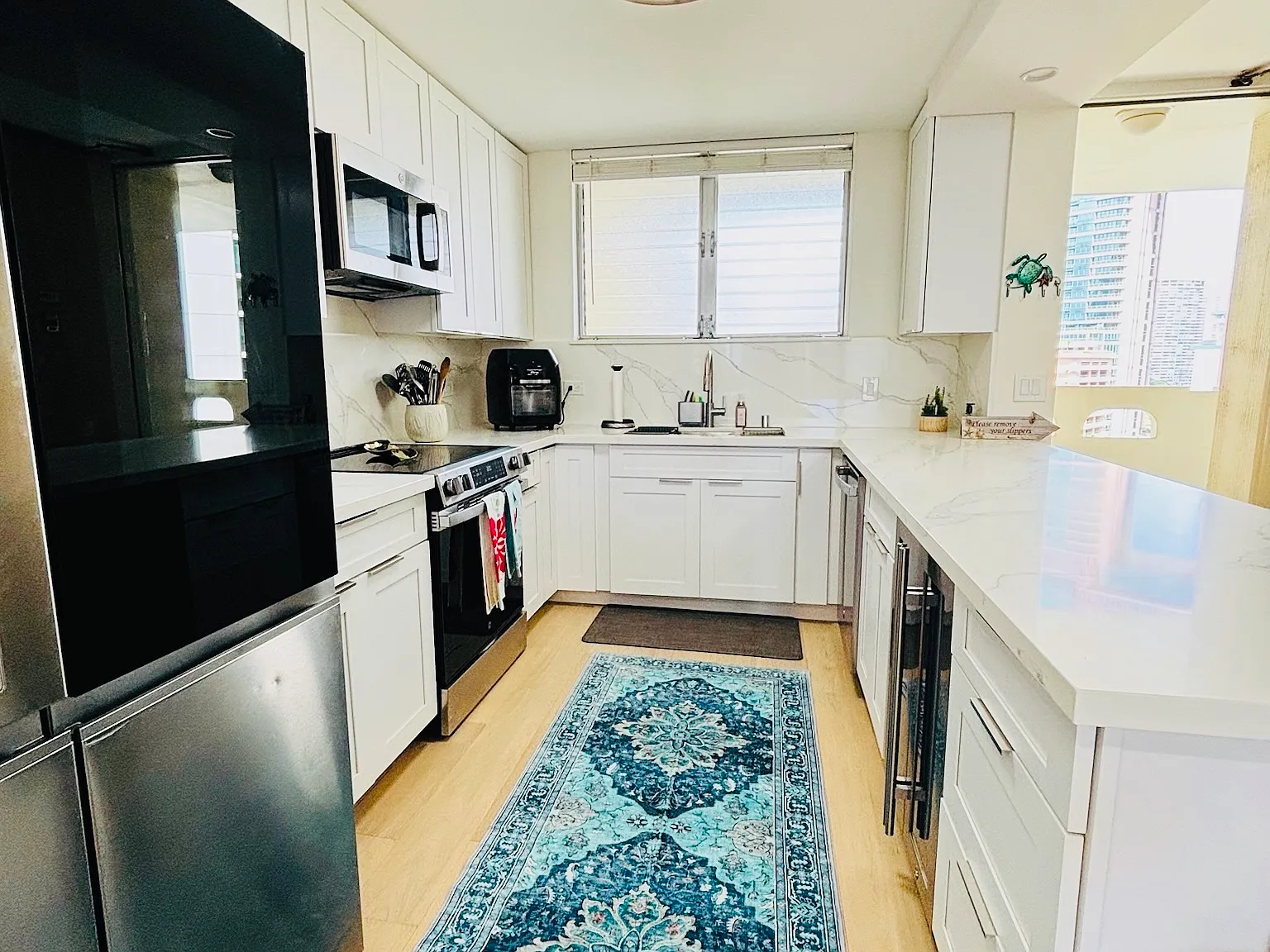 2 bed, 928 sqft, $4,000 — Photo 4