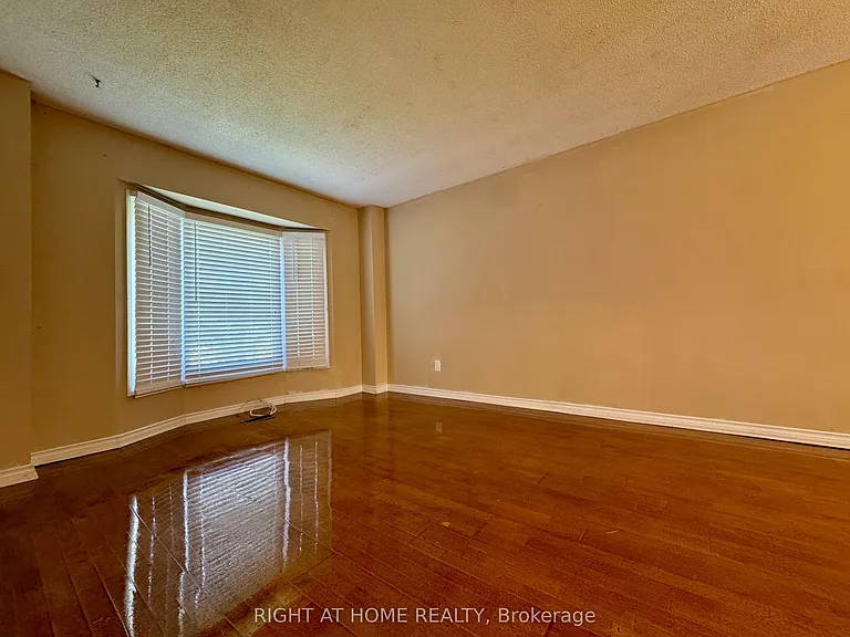 3266 Jackpine Rd — Photo 3