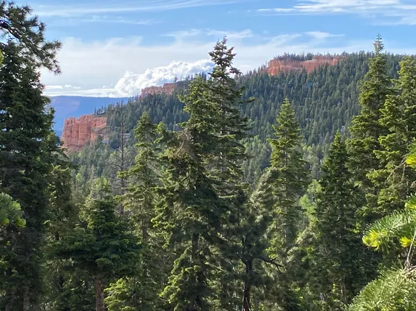 1095 W Big Horn Cir, Duck Creek Village, UT 84762