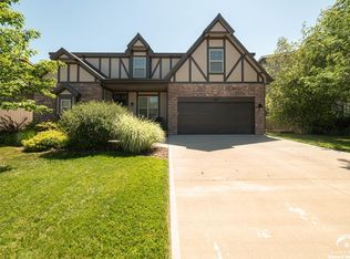 5819 Simple Ln, Lawrence, KS 66049