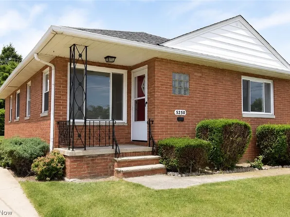 5250 E 135th St, Garfield Heights, OH 44125