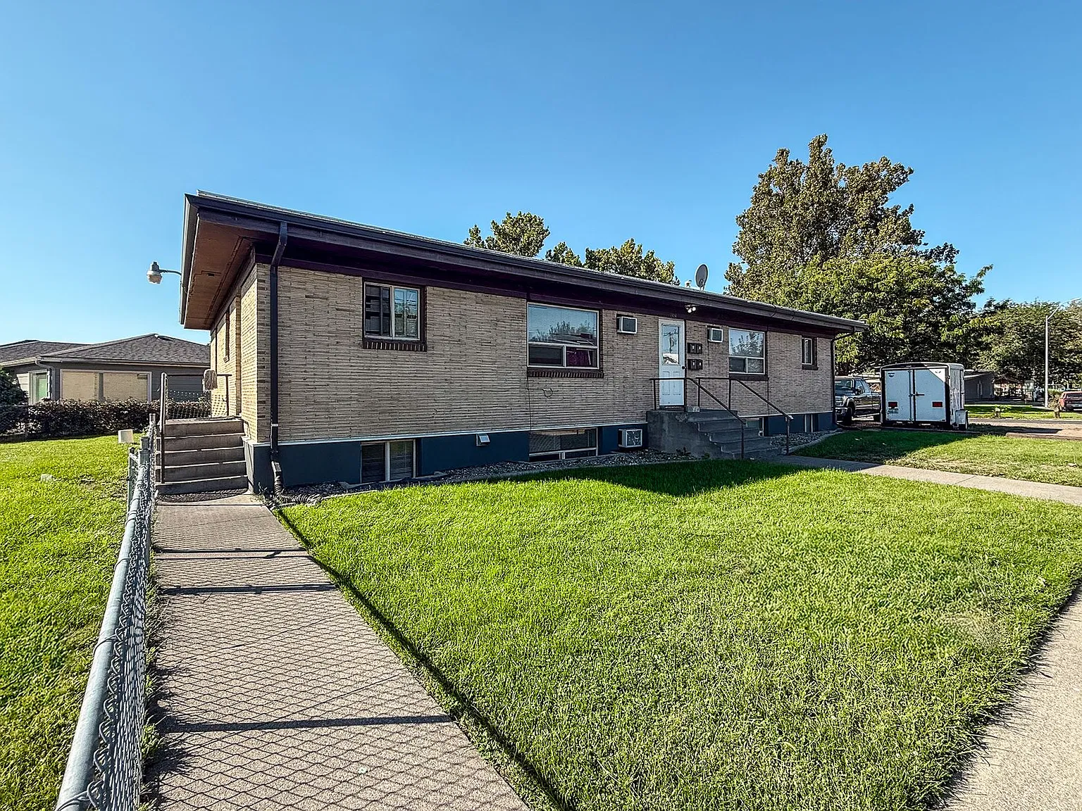 Hopkins Street Fourplex — Photo 2