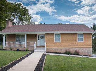 418 Brookhill Dr, Abingdon, VA 24210