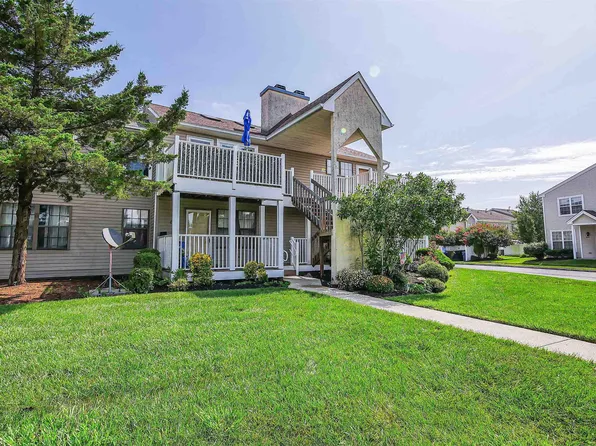 404 London Ct #404, Egg Harbor Township, NJ 08234