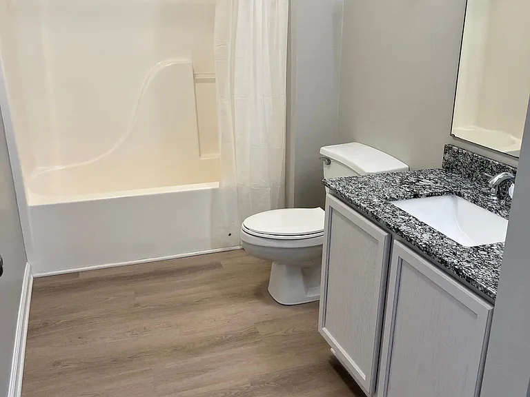 1003 Pelham Square Way — Photo 8