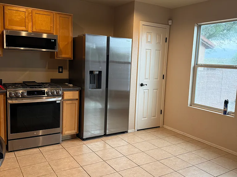 3508 N Sierra Springs Dr — Photo 7