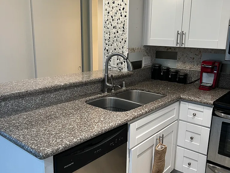 1855 Diamond St #114 — Photo 20