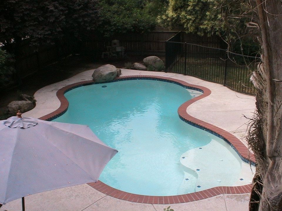 Custom Pool