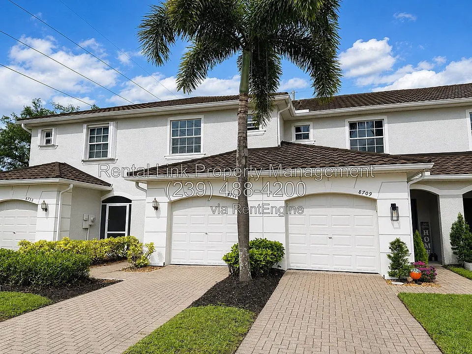 8711 Athena Ct