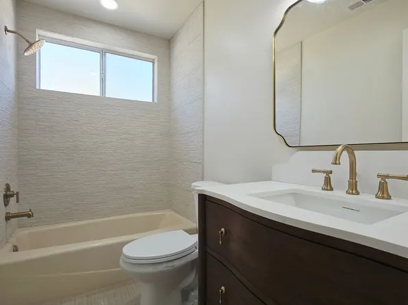 9039 Hermosa Ave, Yucca Valley, CA 92284