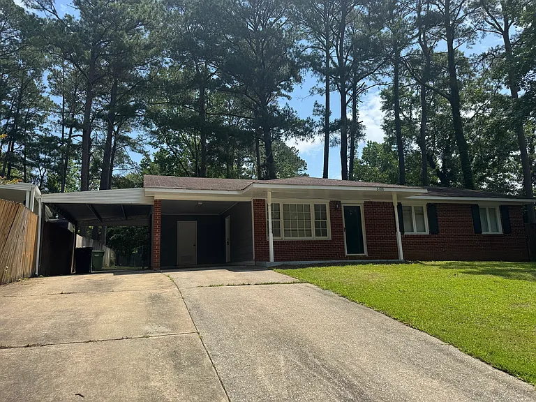 6108 King William Dr — Photo 2