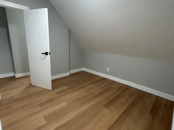 483 Cary St Floor 2, Orange, NJ 07050