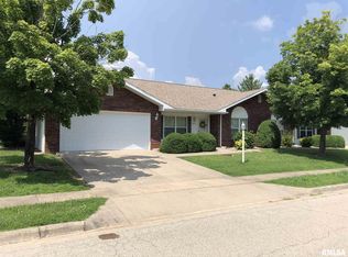 2802 W Westridge Pl, Carbondale, IL 62901