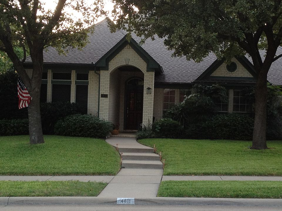 4401 Taylor Ln