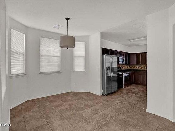 3rd image of 14517 Jesus Almeida Ave