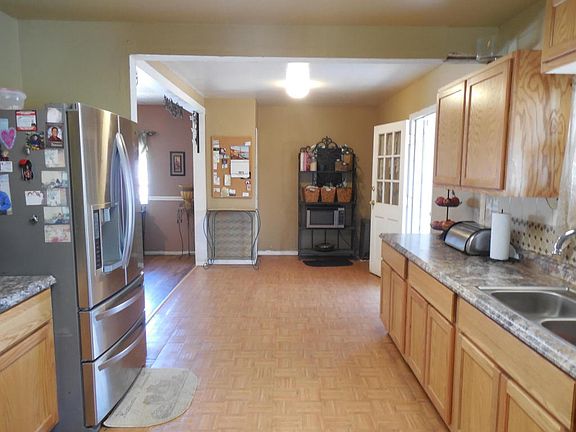 5th image of 1821 Sanford Ave SW