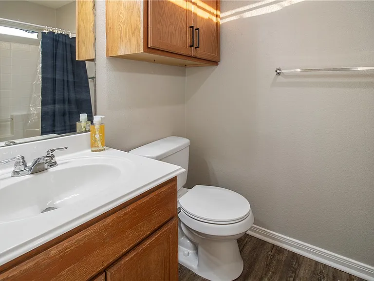 2903 McLaren Dr — Photo 15