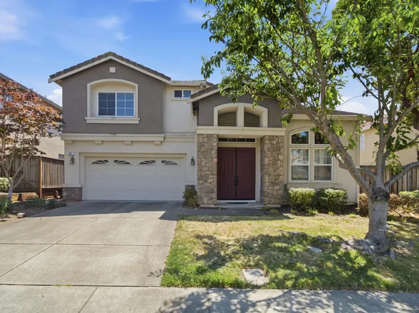 327 Hawk Ridge Dr, San Pablo, CA 94806