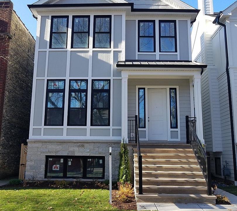 1st image of 4830 N Leavitt St