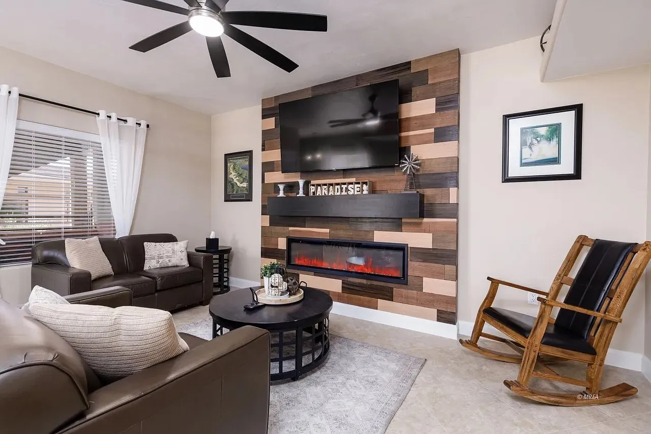 2 bed, 1252 sqft, $1,795 — Photo 3