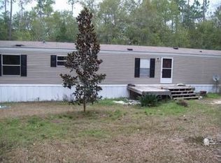 5538 Strickland Rd, Ebro, FL 32437