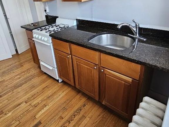 3rd image of 509 New Scotland Ave APT 2