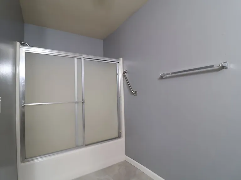 RIC405 — Photo 13