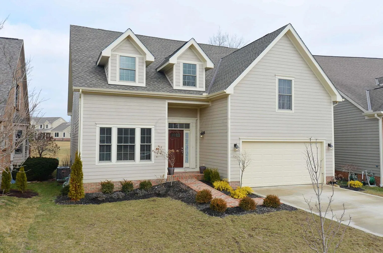 4 bed, 3049 sqft, $3,750 — Photo 2
