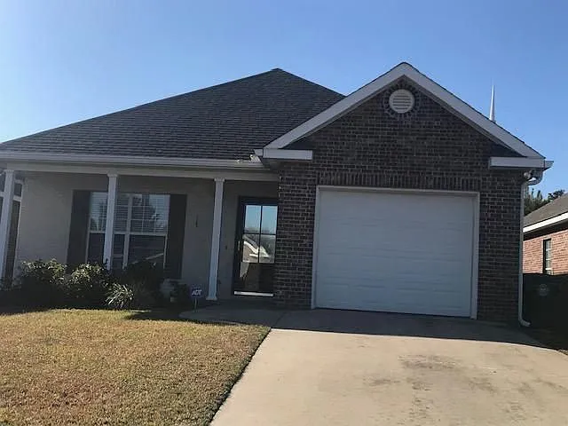 7 Westerly Dr