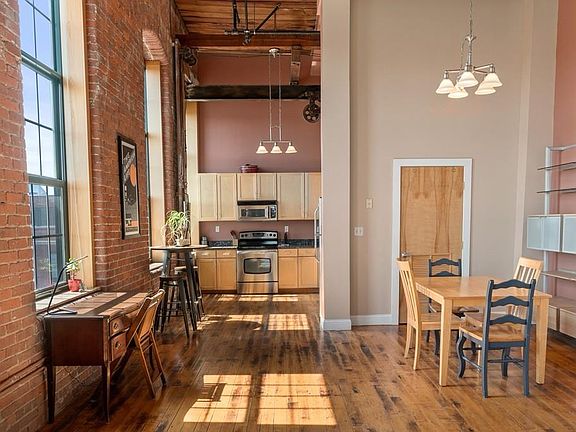 2nd image of 589 Atwells Ave #34K