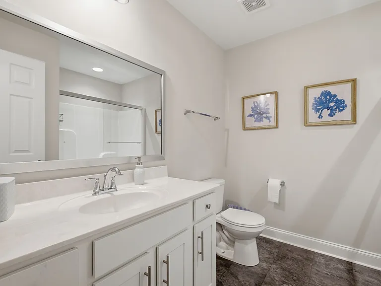 257 Claremont Ct — Photo 23