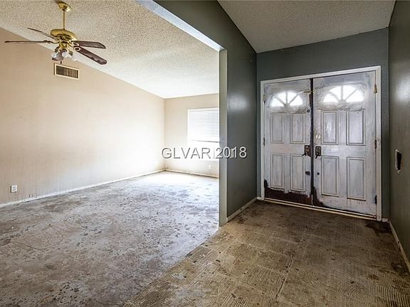 3rd image of 2914 Brockington Dr