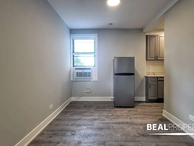 505 West Belmont Ave — Photo 101
