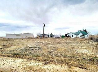 505 Idaho St, Medicine Bow, WY 82329