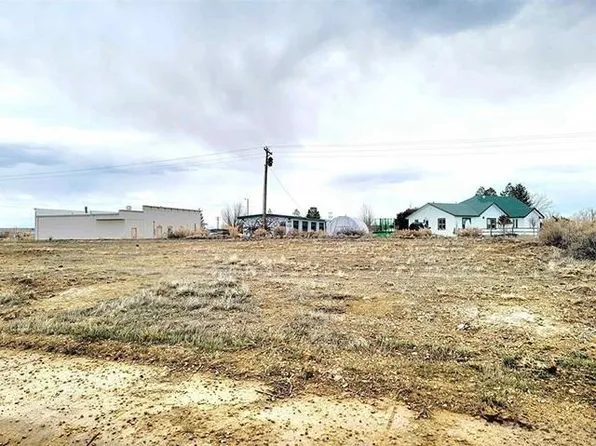 505 Idaho St, Medicine Bow, WY 82329