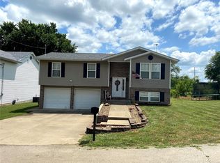 710 S Vandervoot St, Desloge, MO
