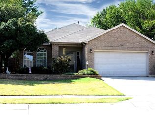 1101 Pine Ridge Rd, Roanoke, TX 76262