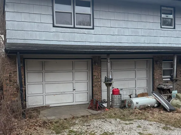 9221 Moraine St, Dyer, IN 46311
