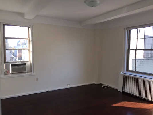 Rented by NY NY Condo, Inc | media 37
